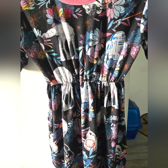 Disney Star wars dress - Picture 2 of 3